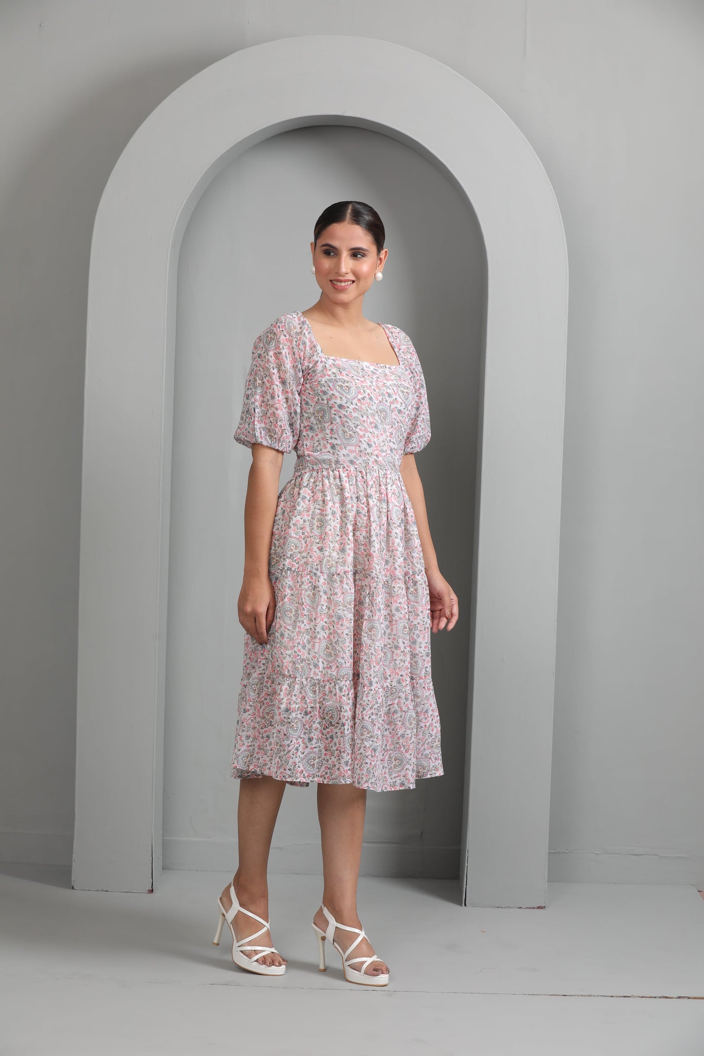 WHITE FLORAL GEORGETTE DRESS