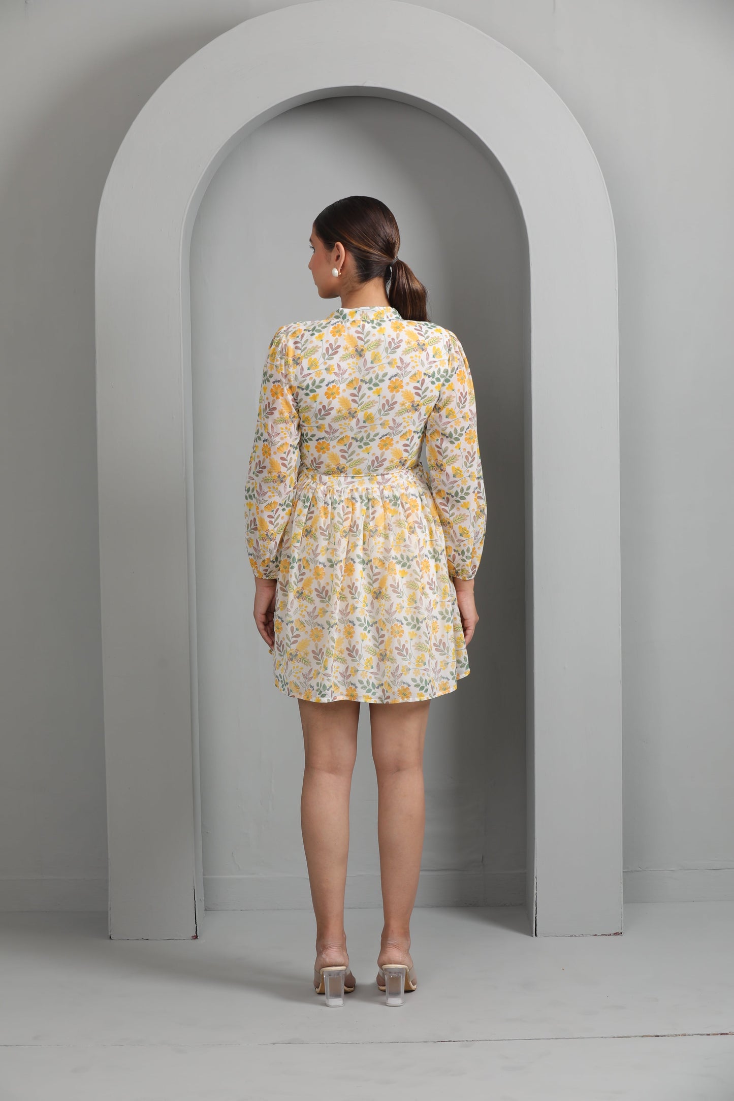 YELLOW FLORAL SHORT DRESS