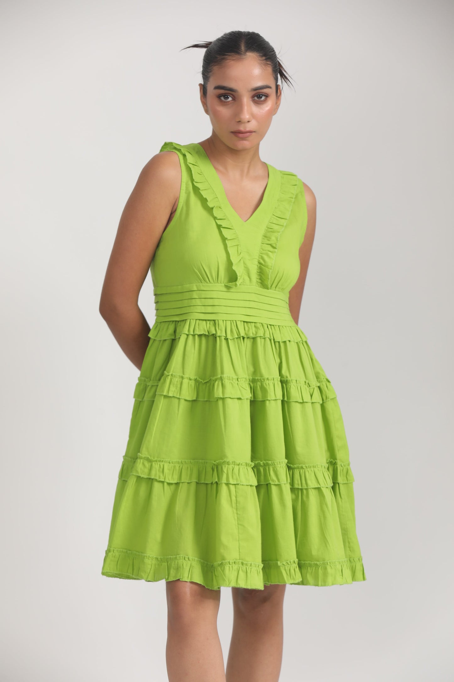 GREEN SLEEVELESS RUFFLE DRESS