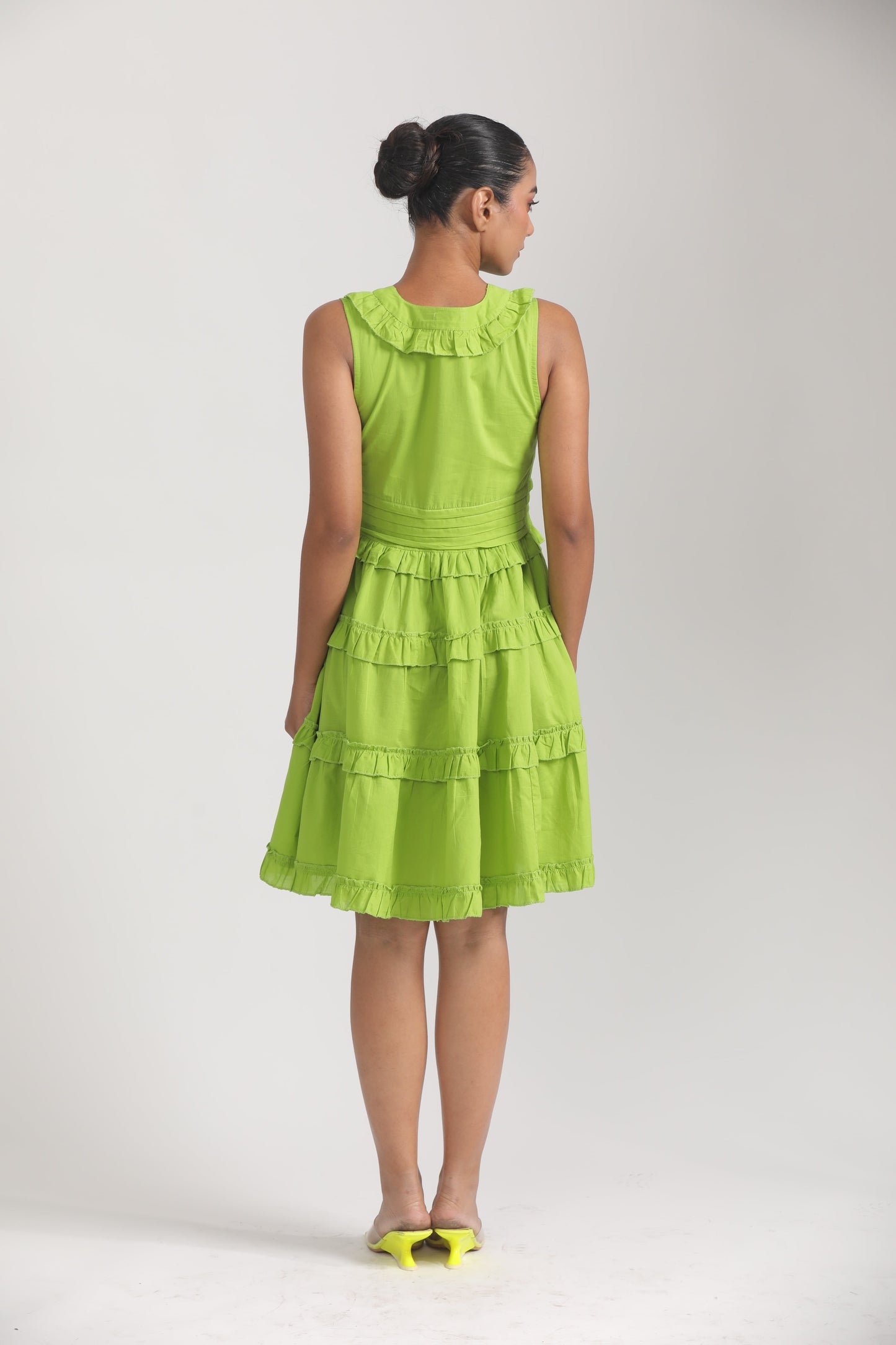 GREEN SLEEVELESS RUFFLE DRESS