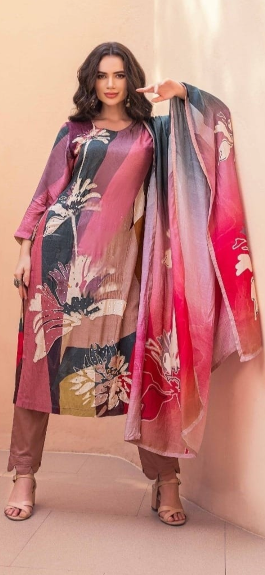 ONION PINK SUIT AM28