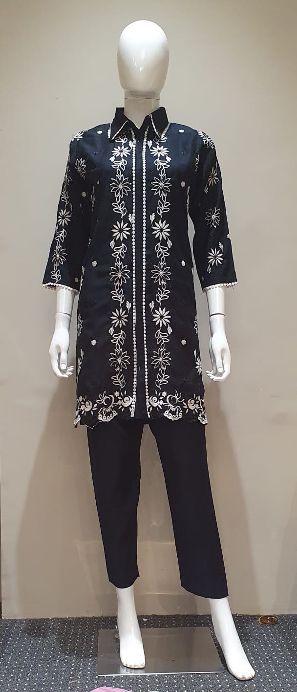 BLACK CO ORD AM38