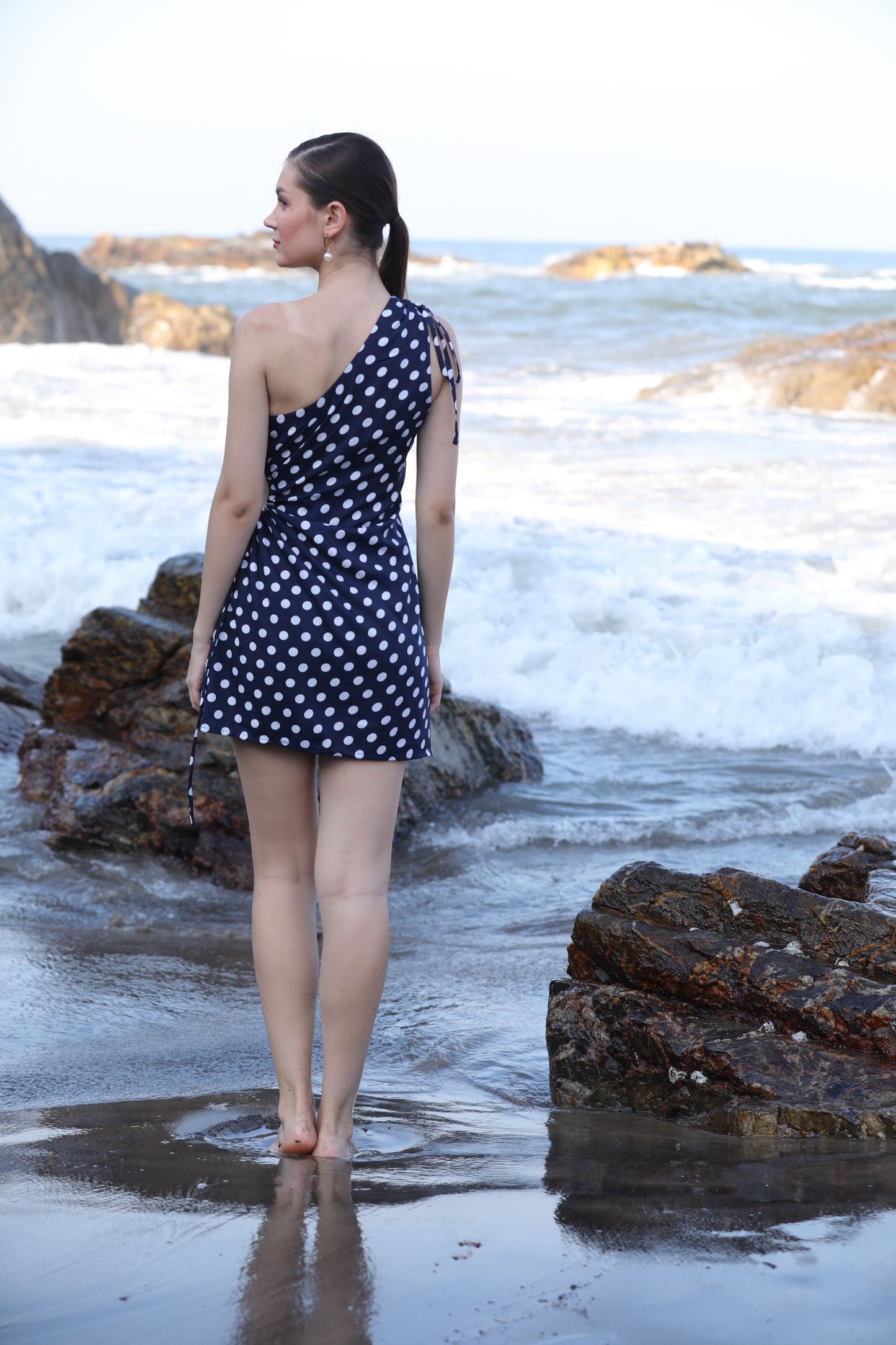 ONE SHOULDER POLKA DOT DRESS